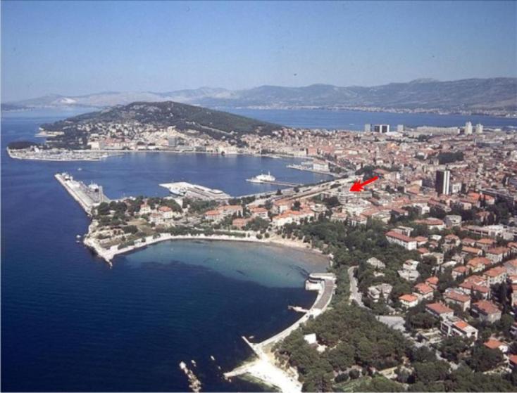 Studio Apartment Sretna Split Ngoại thất bức ảnh